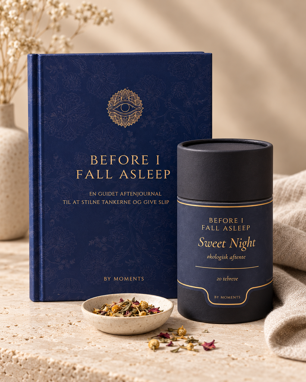 Before I Fall Asleep journal og Sweet Night urtete fra By Moments med løse urter